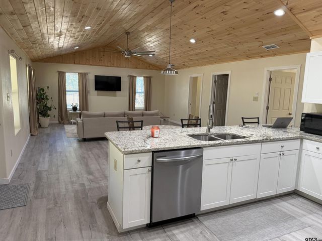 2106 FM 1647, Winnsboro, TX 75494