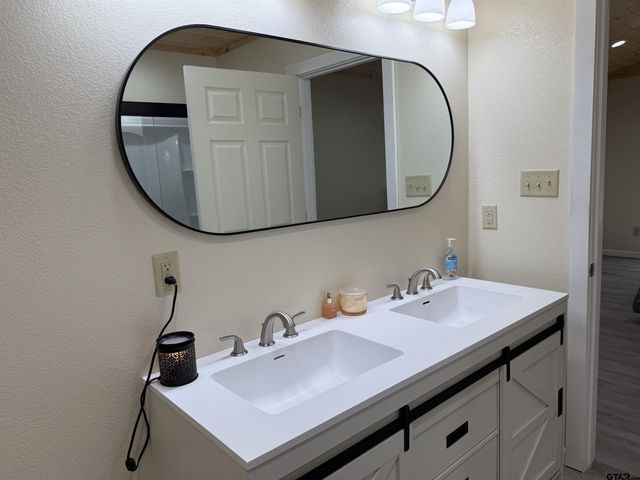 2106 FM 1647, Winnsboro, TX 75494