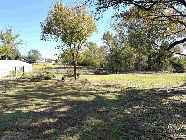 2106 FM 1647, Winnsboro, TX 75494