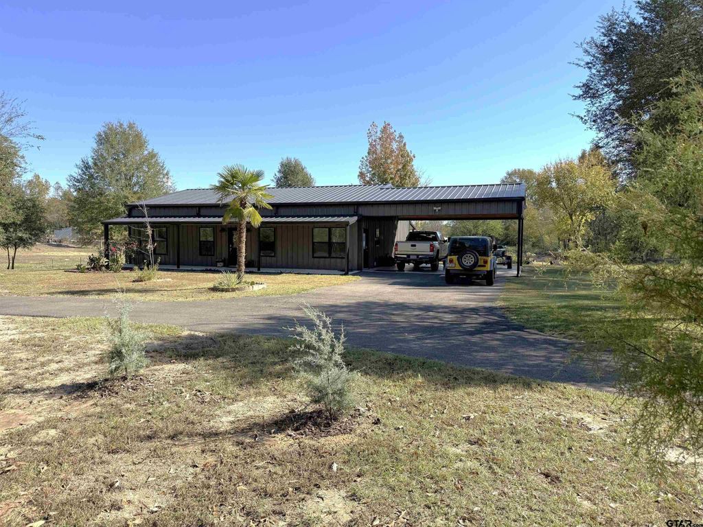 2106 FM 1647, Winnsboro, TX 75494