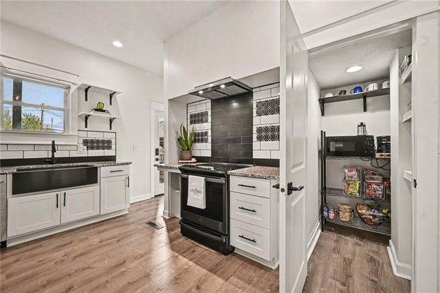 1112 Missouri Avenue, Kansas City, MO 64106