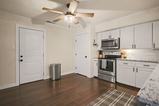 4302 42nd Street, Lubbock, TX 79413