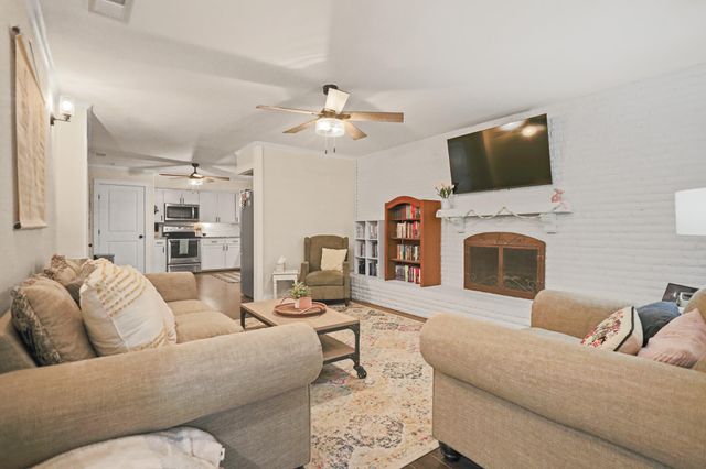 4302 42nd Street, Lubbock, TX 79413