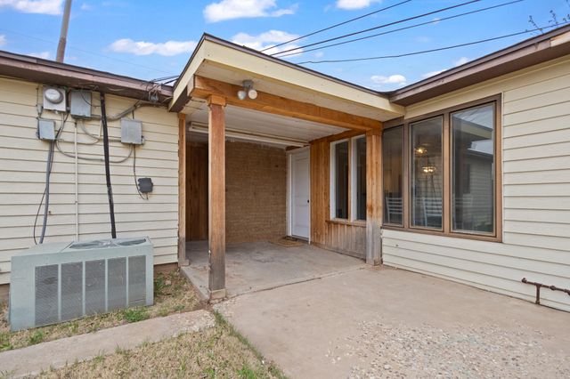 4302 42nd Street, Lubbock, TX 79413