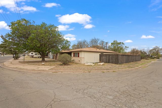 4302 42nd Street, Lubbock, TX 79413