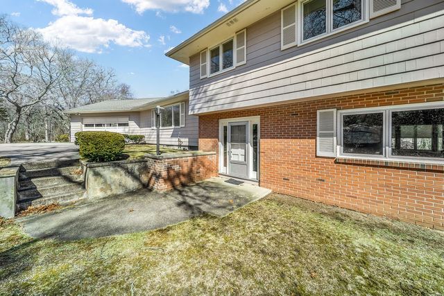 39 Brookside Drive, Charlestown, RI 02813