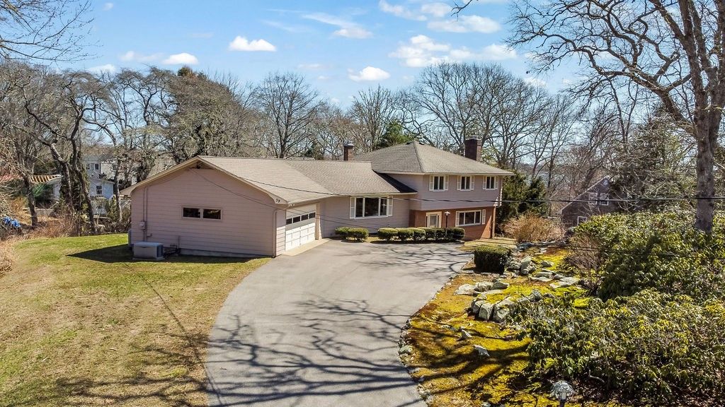 39 Brookside Drive, Charlestown, RI 02813