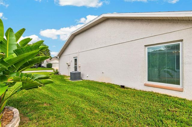 10707 FALLEN LEAF LANE, Port Richey, FL 34668