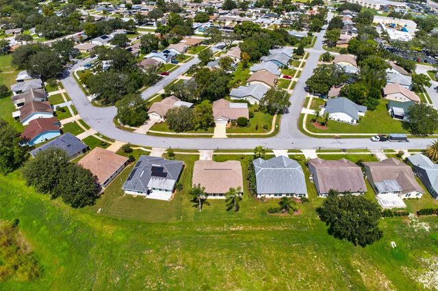 10707 FALLEN LEAF LANE, Port Richey, FL 34668
