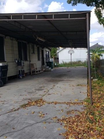 6633 Avenue N, Houston, TX 77011