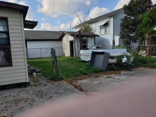 6633 Avenue N, Houston, TX 77011