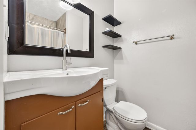 5601 Delfren Lane, Katy, TX 77493