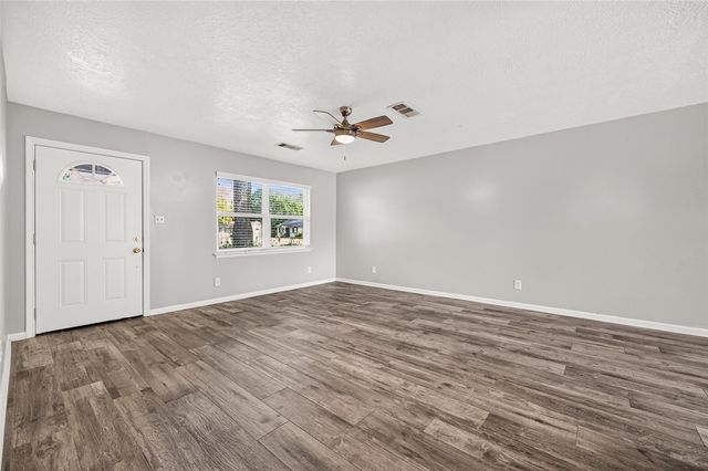 5601 Delfren Lane, Katy, TX 77493