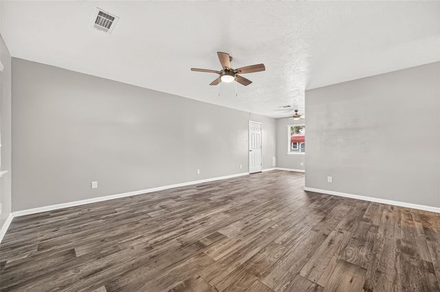 5601 Delfren Lane, Katy, TX 77493