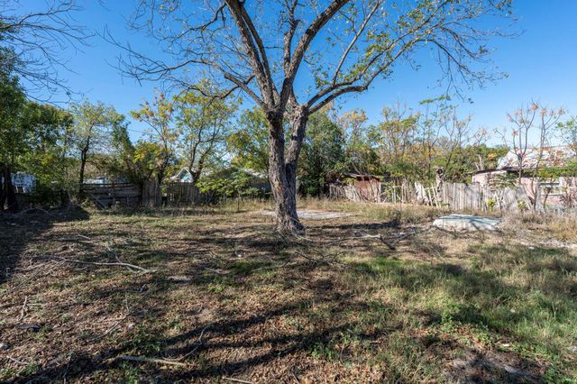 313 N Front ST, Kyle, TX 78640