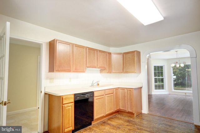 913 S SCHUMAKER DR, Salisbury, MD 21804