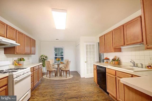 913 S SCHUMAKER DR, Salisbury, MD 21804