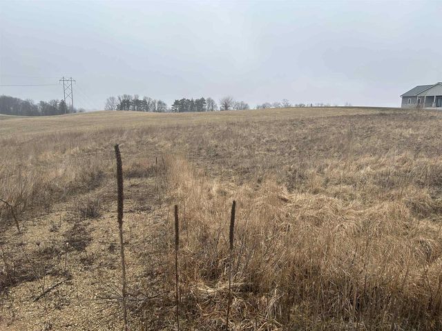 3707 S ECKART STREET, Genoa, WI 54632