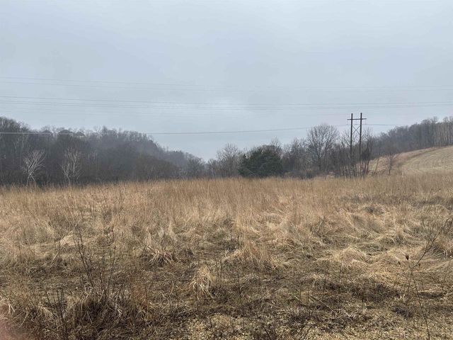 3707 S ECKART STREET, Genoa, WI 54632