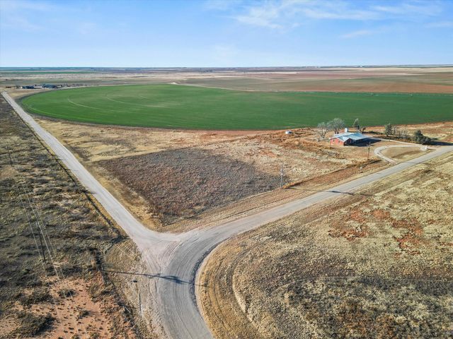 1405 Co Rd 237, Denver City, TX 79323