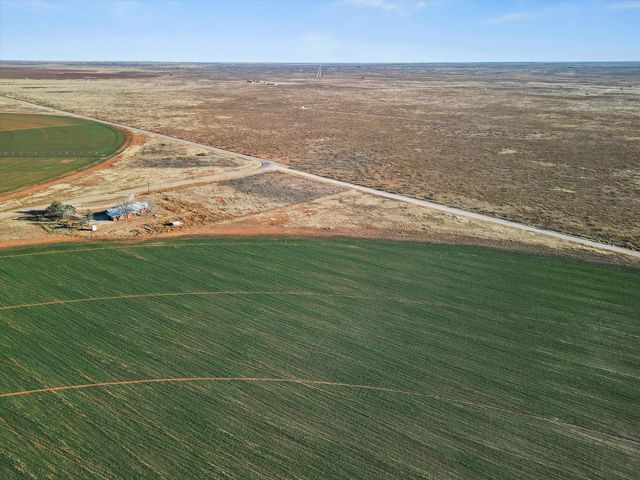 1405 Co Rd 237, Denver City, TX 79323