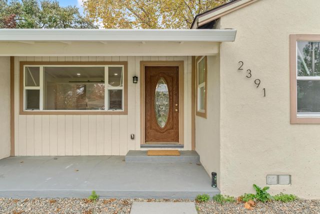 2391 Carlsbad Ave, Sacramento, CA 95821