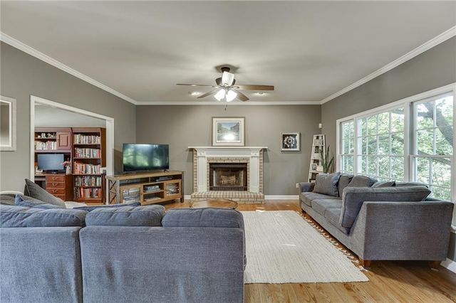 1484 Bellflower Court SW, Lilburn, GA 30047