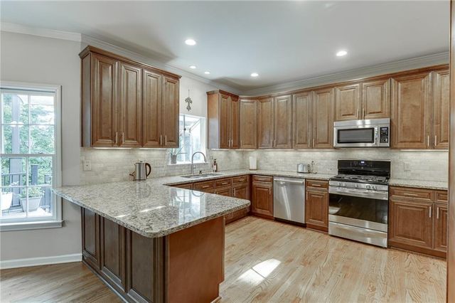 1484 Bellflower Court SW, Lilburn, GA 30047