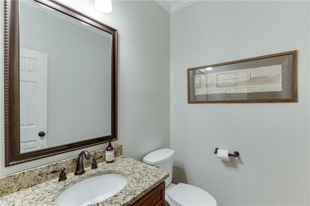 1484 Bellflower Court SW, Lilburn, GA 30047
