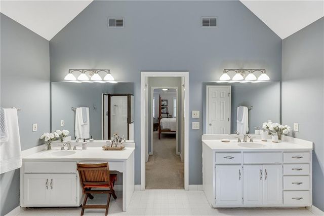 1484 Bellflower Court SW, Lilburn, GA 30047