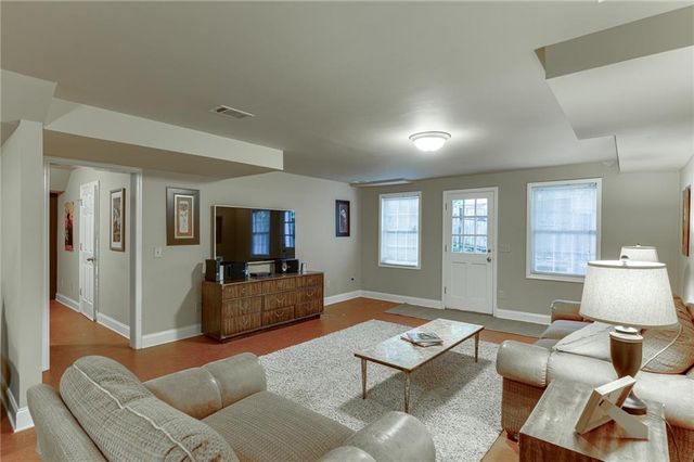 1484 Bellflower Court SW, Lilburn, GA 30047