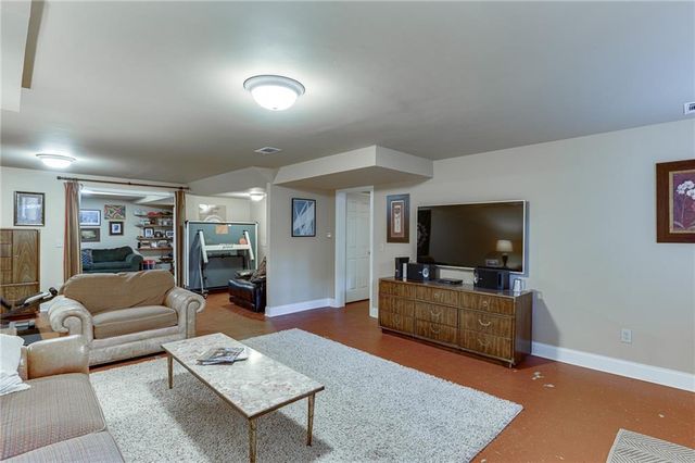 1484 Bellflower Court SW, Lilburn, GA 30047