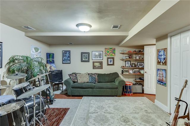 1484 Bellflower Court SW, Lilburn, GA 30047