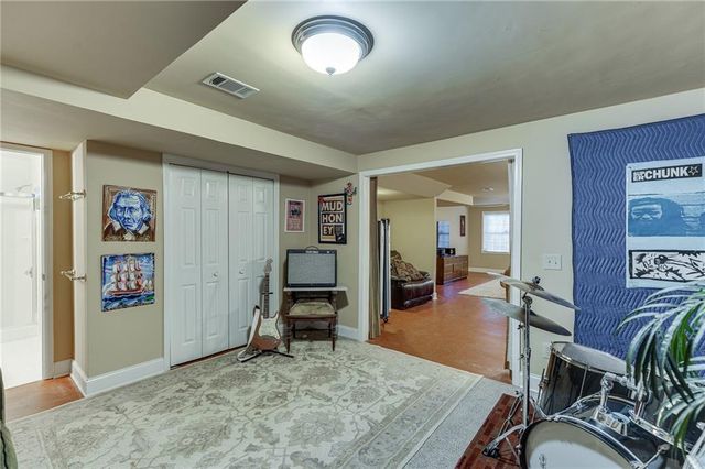 1484 Bellflower Court SW, Lilburn, GA 30047