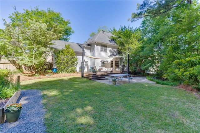 1484 Bellflower Court SW, Lilburn, GA 30047