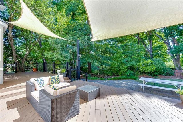 1484 Bellflower Court SW, Lilburn, GA 30047