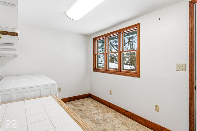 372 E Broadway Street, Danville, IN 46122