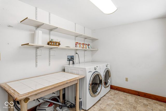 372 E Broadway Street, Danville, IN 46122