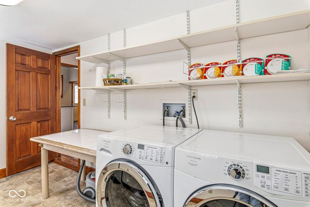 372 E Broadway Street, Danville, IN 46122