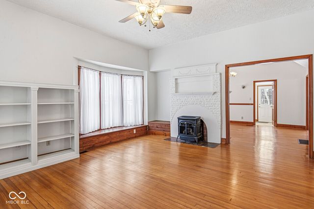 372 E Broadway Street, Danville, IN 46122