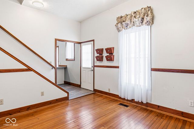 372 E Broadway Street, Danville, IN 46122