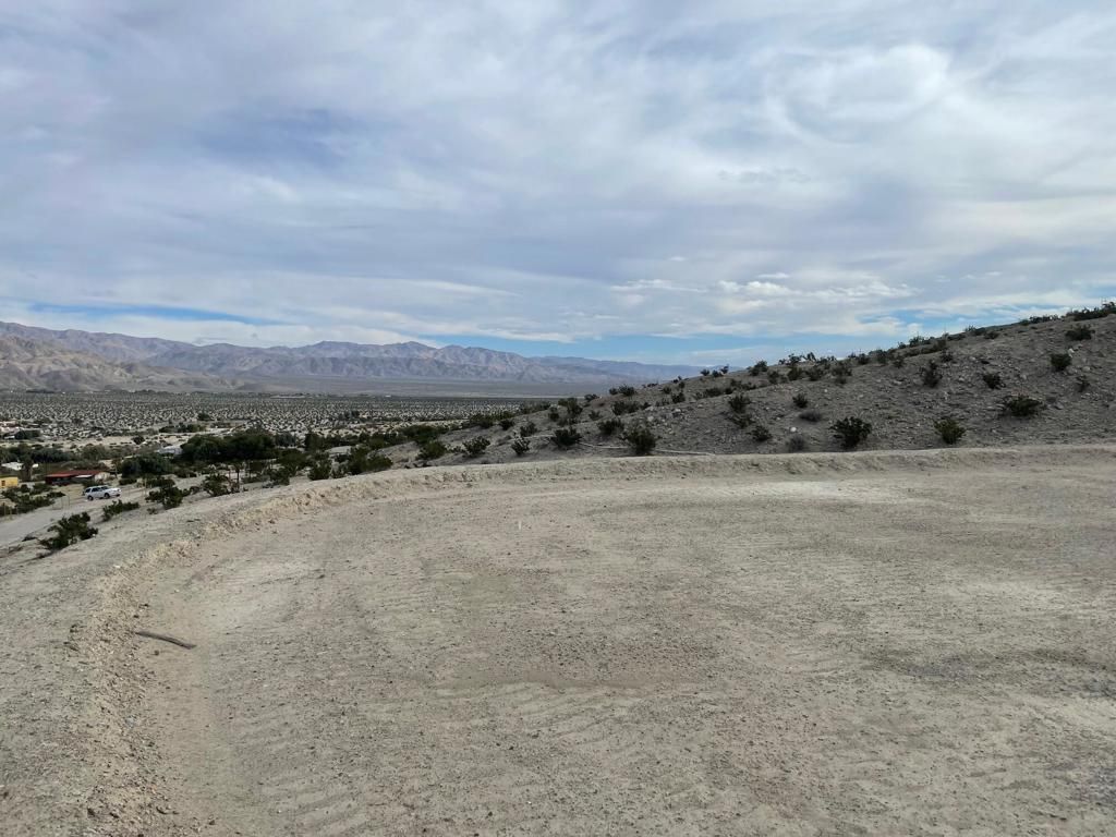 Image 4 of property listing at 23551 Henry Road, Sky Valley, CA 92241