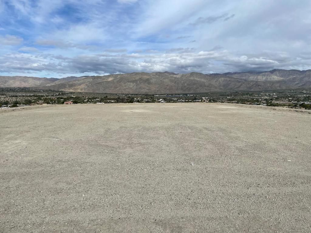 Image 9 of property listing at 23551 Henry Road, Sky Valley, CA 92241