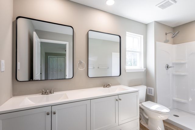 25 E POPLAR HILL DR, Columbia, MO 65203