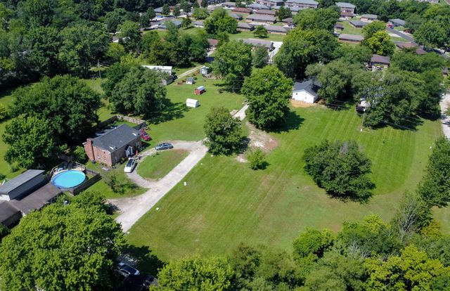 25 E POPLAR HILL DR, Columbia, MO 65203
