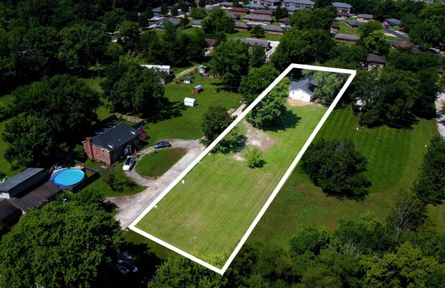 25 E POPLAR HILL DR, Columbia, MO 65203