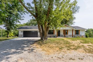 25 E POPLAR HILL DR, Columbia, MO 65203