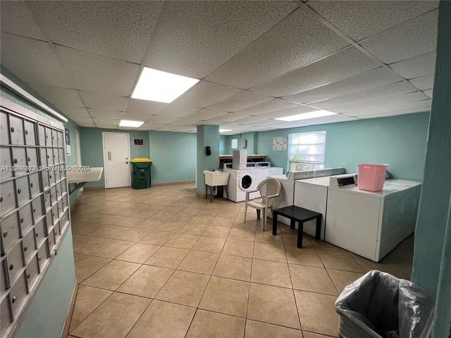 1407 NE 56th Street 103, Fort Lauderdale, FL 33334