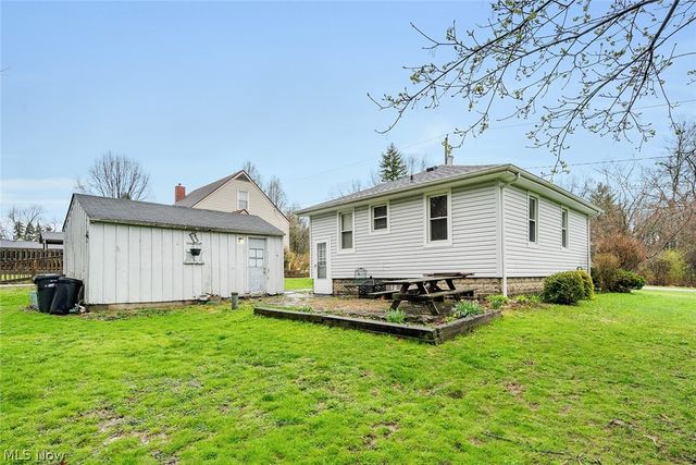 644 Goist Lane, Girard, OH 44420