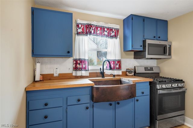 644 Goist Lane, Girard, OH 44420